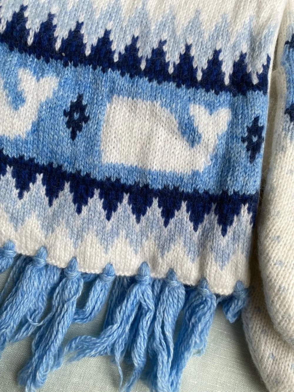 NWT Vineyard Vines blue & white fair isle wool blend whale scarf & mittens set